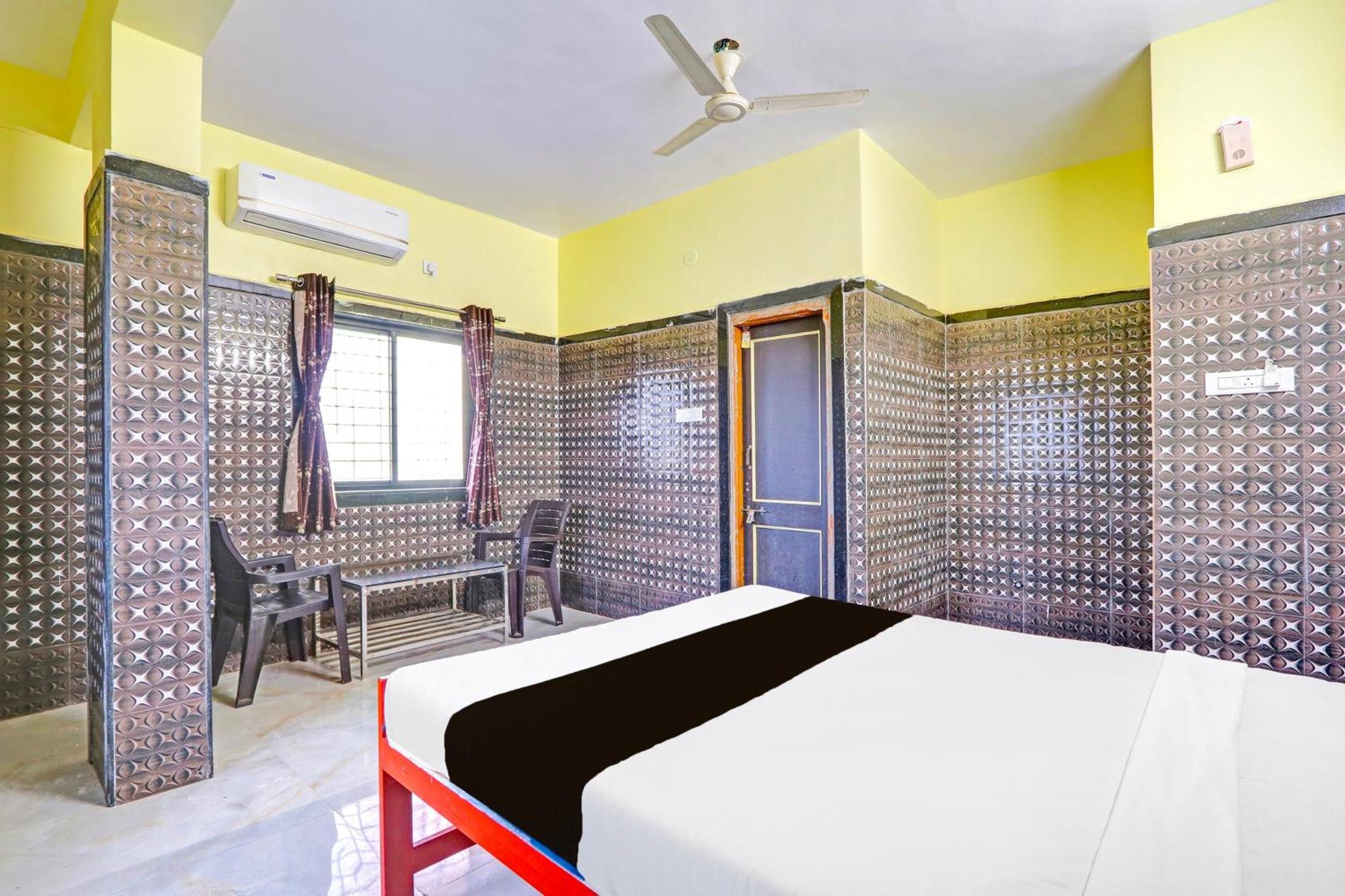 Hotel O Pankaj Hotel & Lodge Gangapur  Bagian luar foto